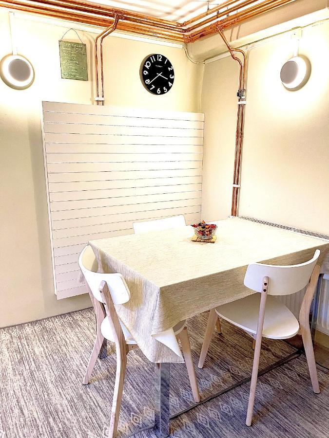 3 Rooms With Private Kitchen & Private Bathroom 5B Gävle Kültér fotó